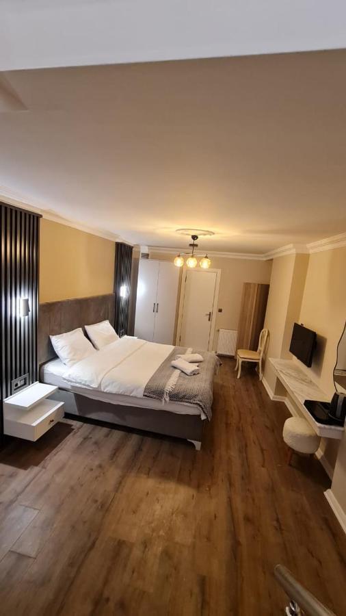 Golden Arrow Suites Istanbul Bagian luar foto
