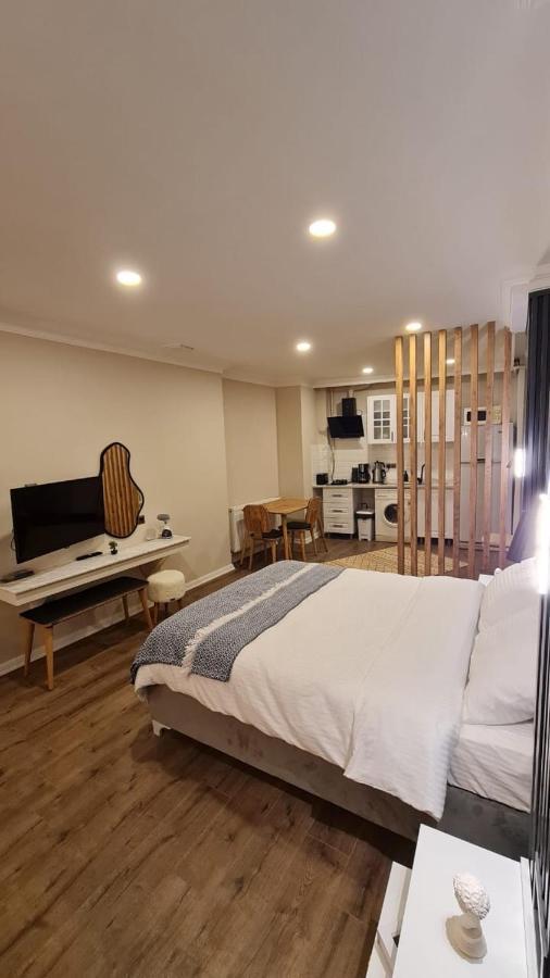 Golden Arrow Suites Istanbul Bagian luar foto