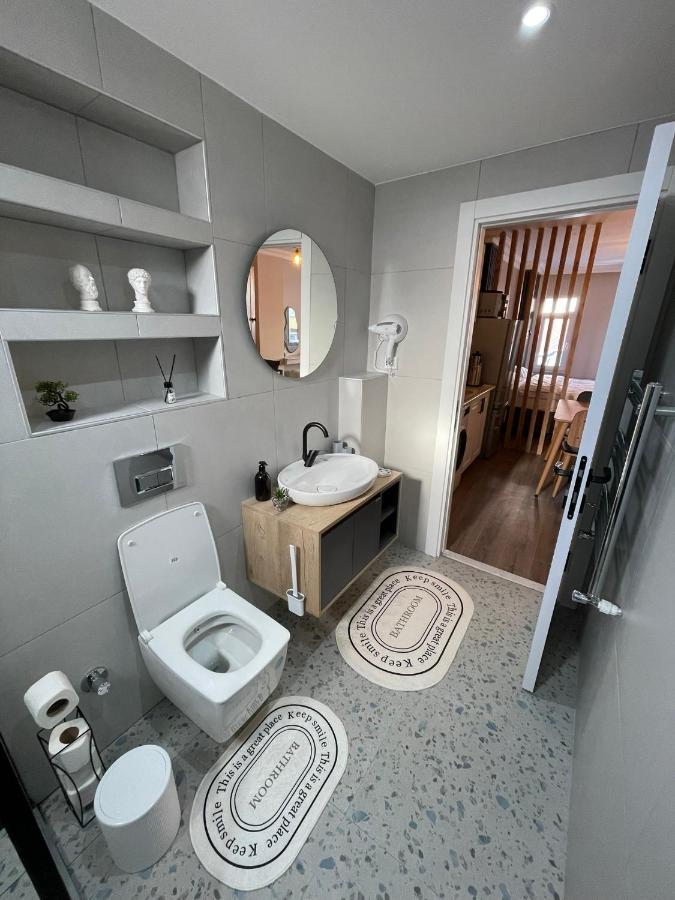 Golden Arrow Suites Istanbul Bagian luar foto