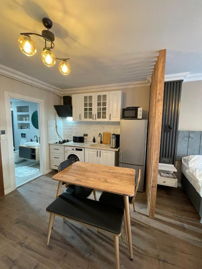 Golden Arrow Suites Istanbul Bagian luar foto