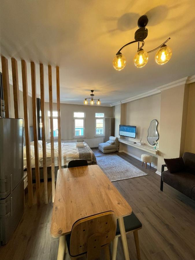 Golden Arrow Suites Istanbul Bagian luar foto
