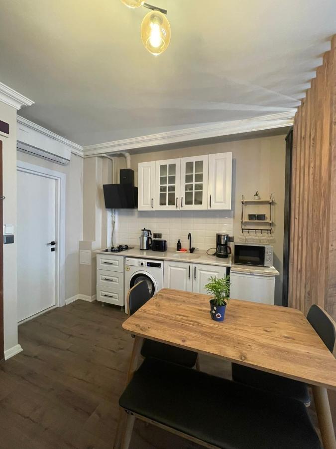 Golden Arrow Suites Istanbul Bagian luar foto