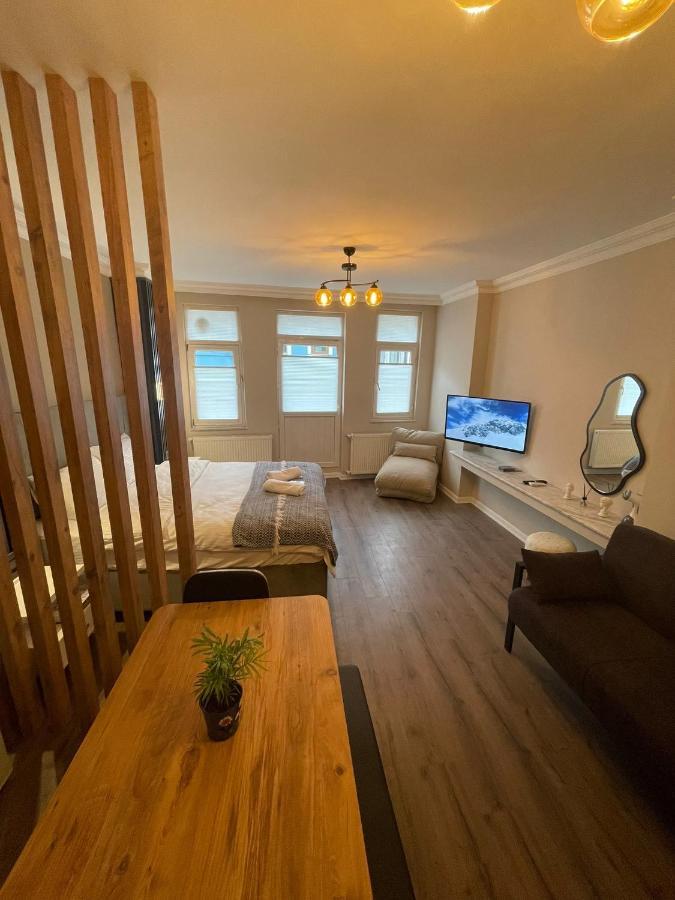 Golden Arrow Suites Istanbul Bagian luar foto