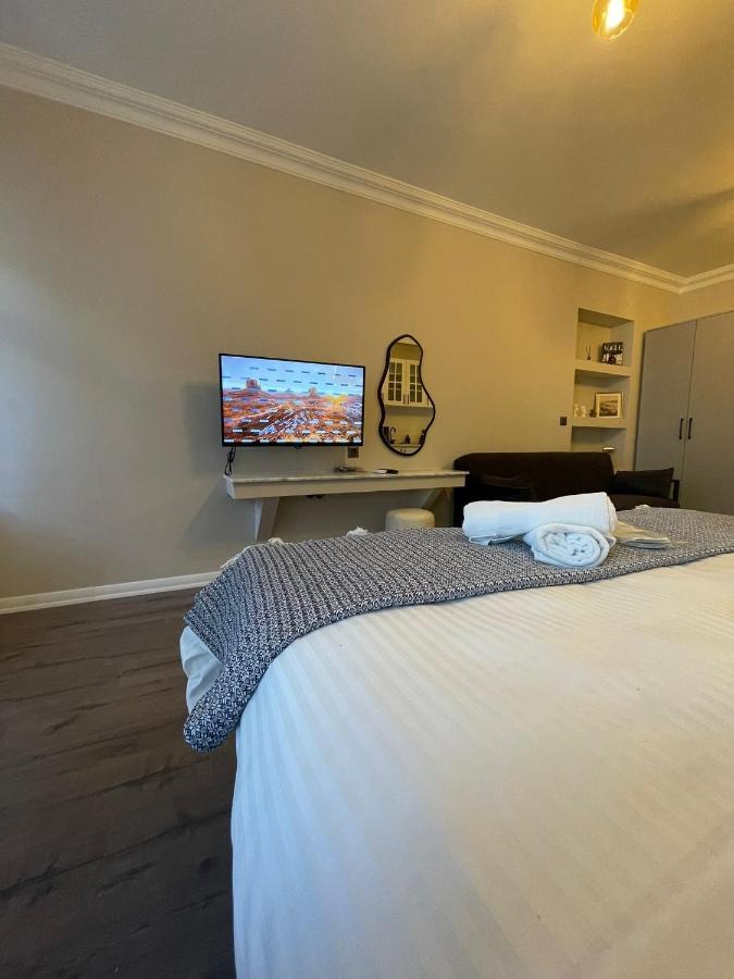 Golden Arrow Suites Istanbul Bagian luar foto