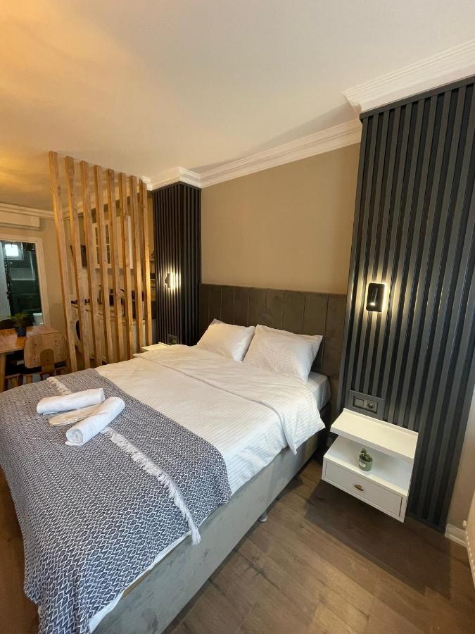 Golden Arrow Suites Istanbul Bagian luar foto