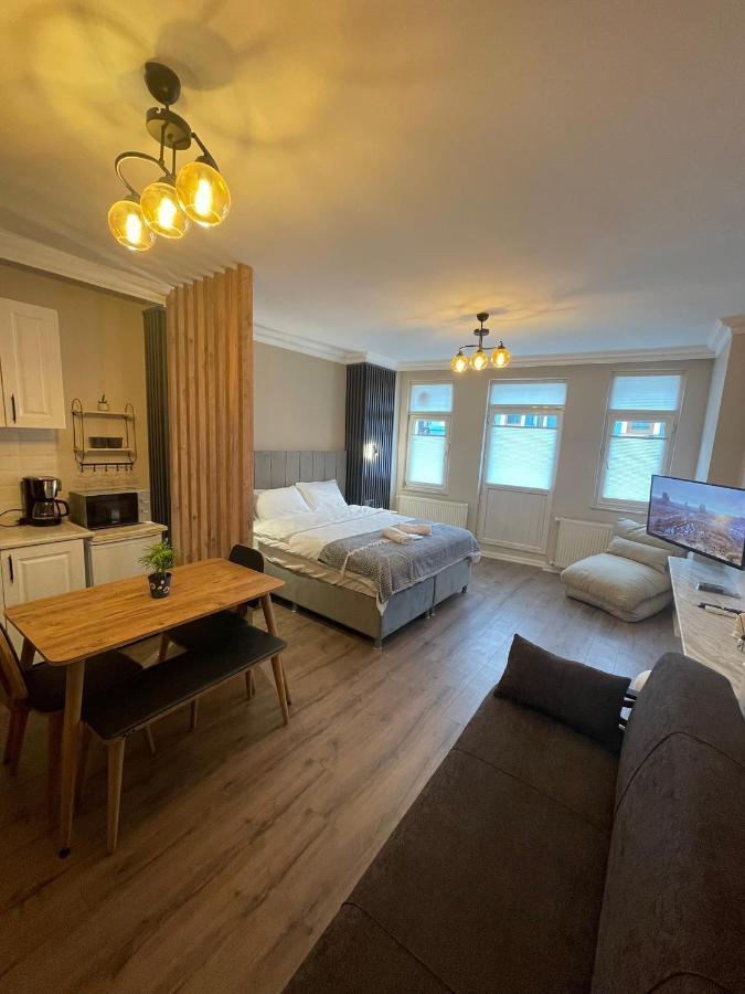 Golden Arrow Suites Istanbul Bagian luar foto