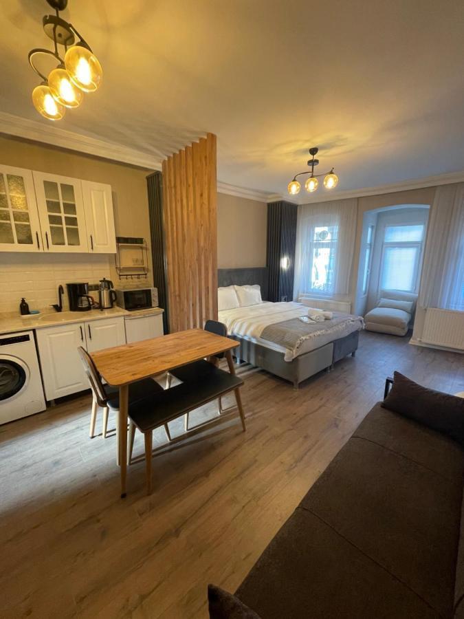Golden Arrow Suites Istanbul Bagian luar foto
